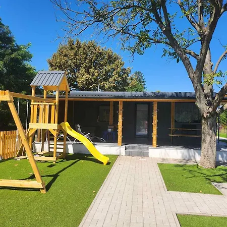 Chillhouse Csaszarszallas Privat bolig *